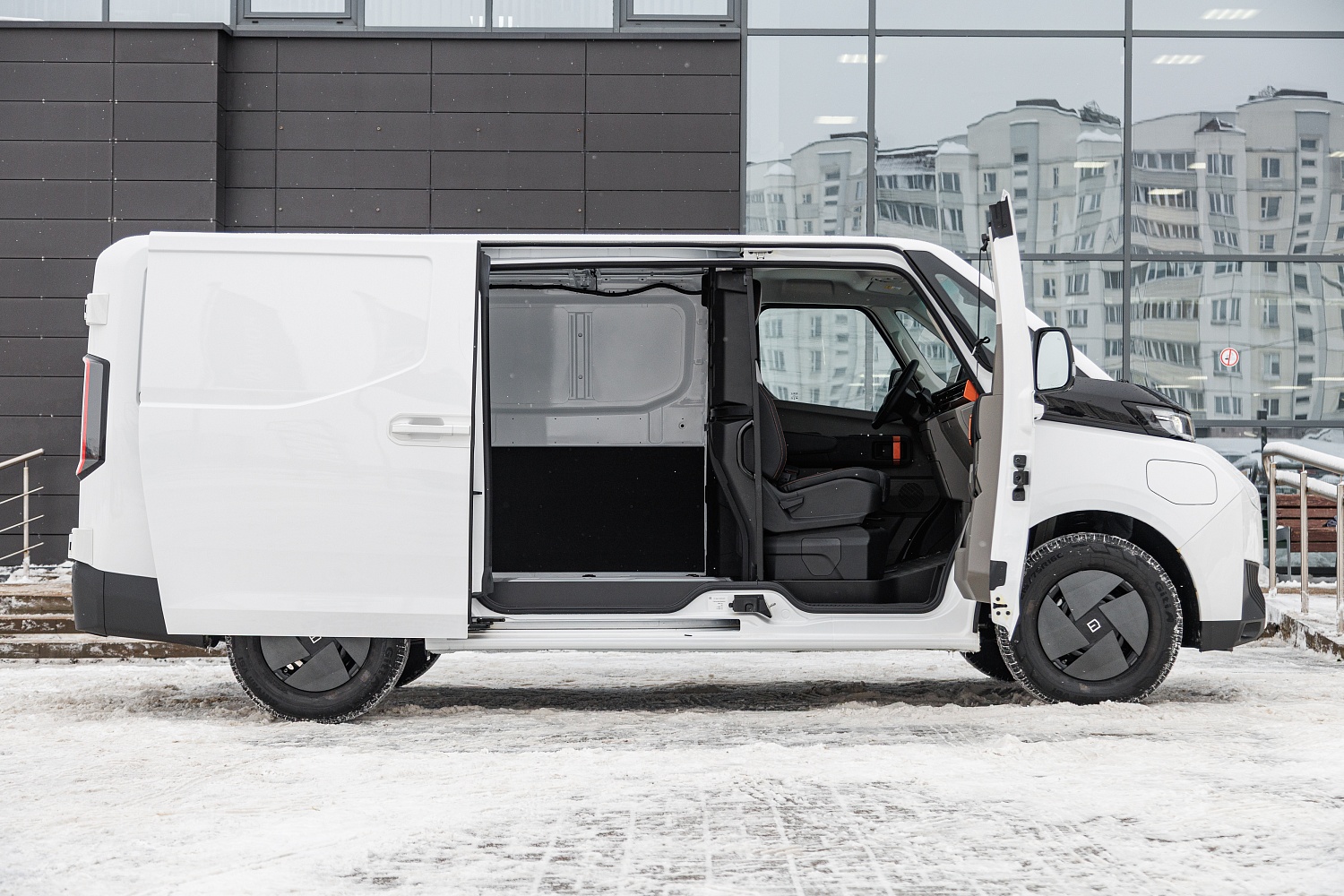 Farizon SuperVAN L1H1