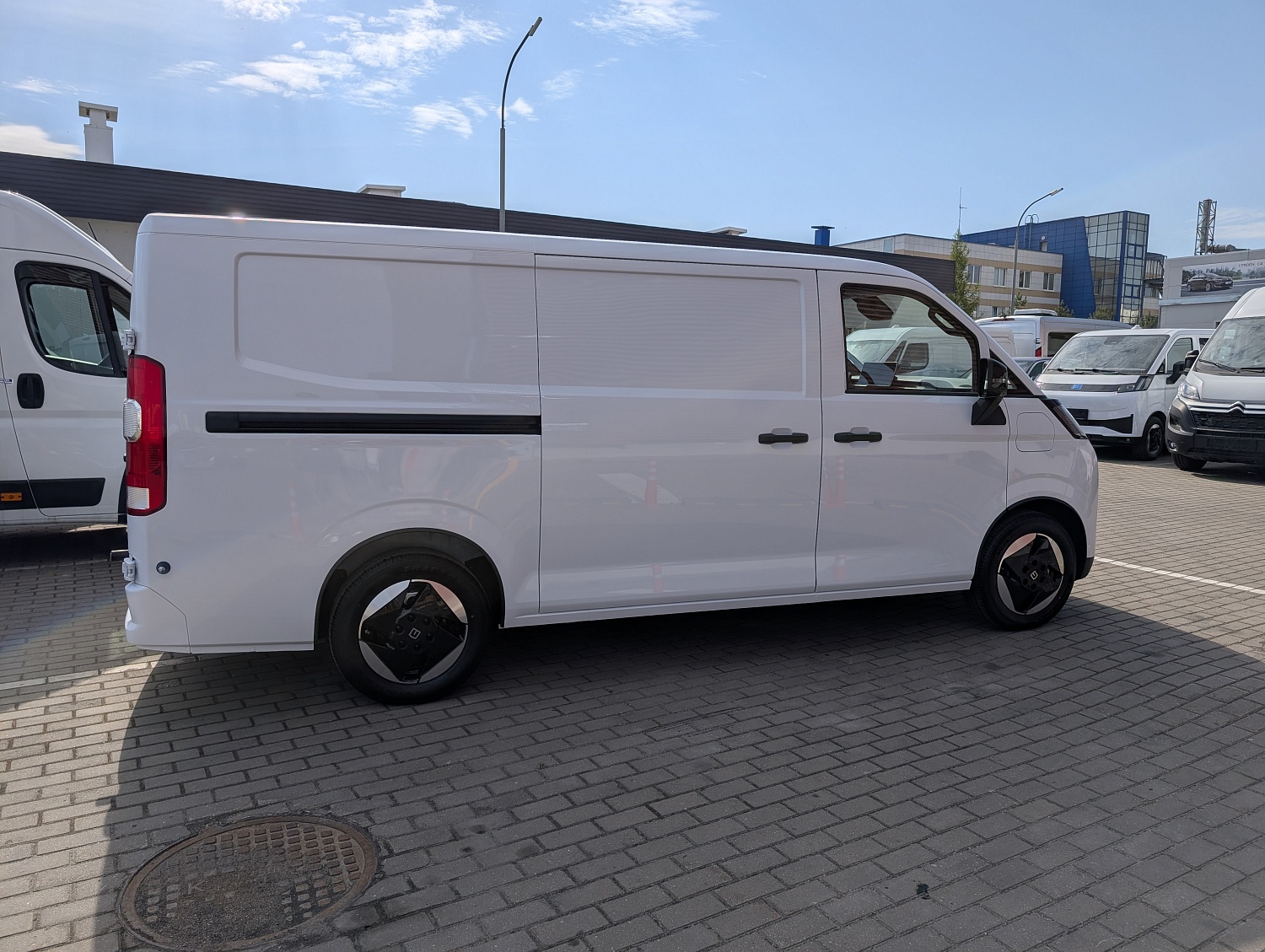 Farizon V7E