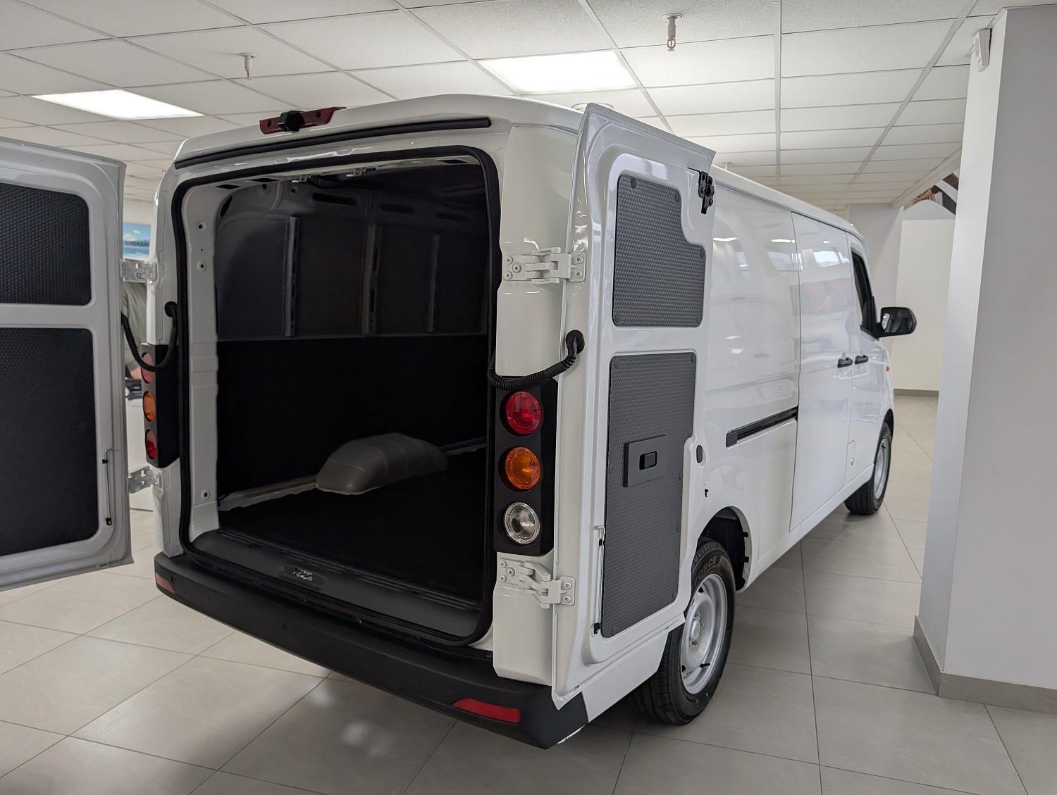 Farizon V6E